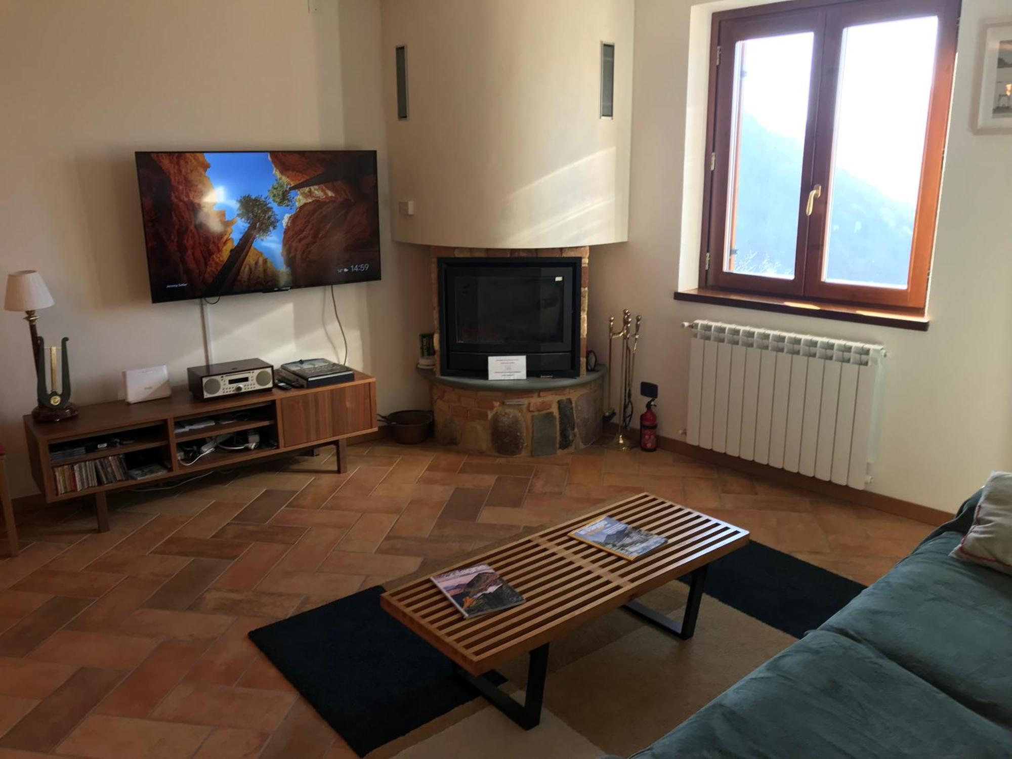 شقة Casa Con Vista Costa di Serina المظهر الخارجي الصورة